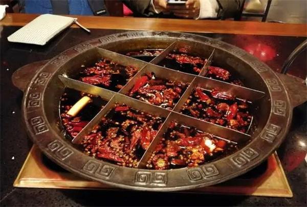 石八梯老火鍋