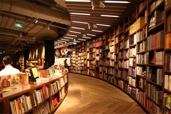 花山書店加盟