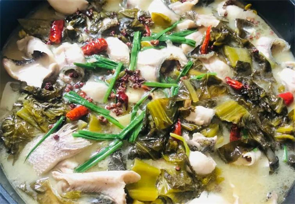 酸蘿卜魚火鍋
