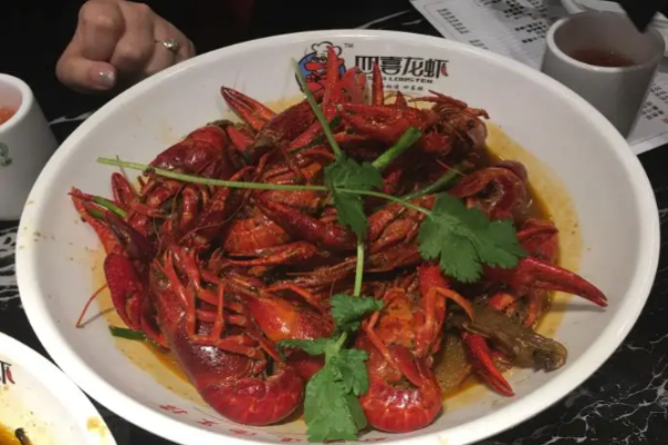 四喜麻辣小龍蝦費是多少?