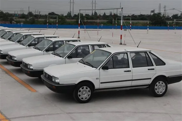 Honey學車