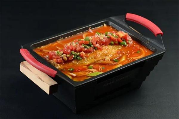 巖烤魚(yú)飯加盟
