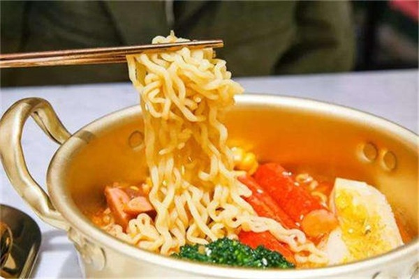 獨(dú)一風(fēng)泡面小食堂加盟