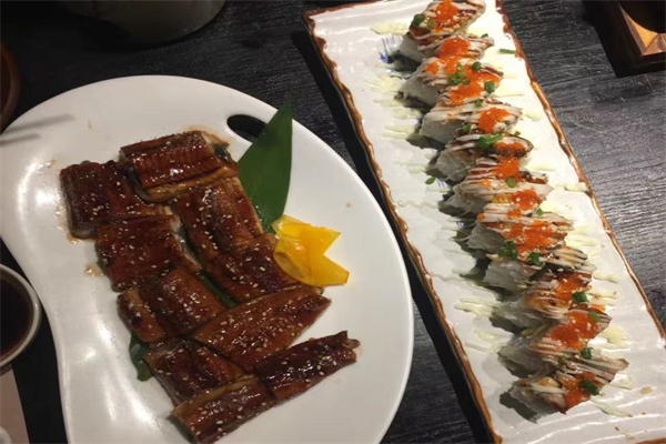 鯨魚壽司·茶