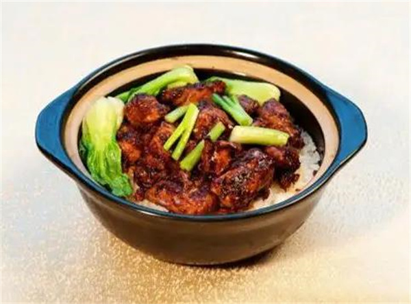 霸胃煲仔飯