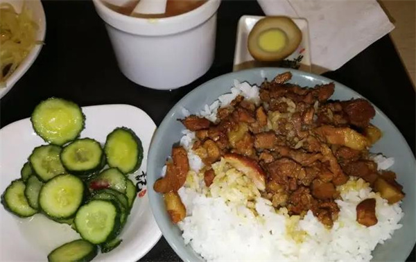 東東記臺灣鹵肉飯