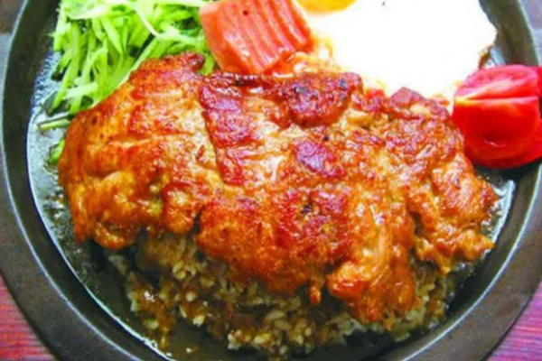 福康堡牛扒飯