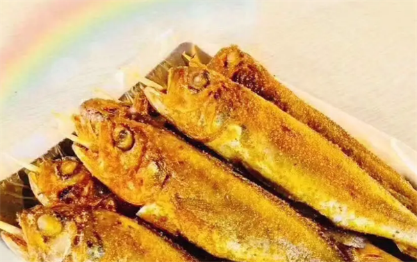 夜貓子小黃魚
