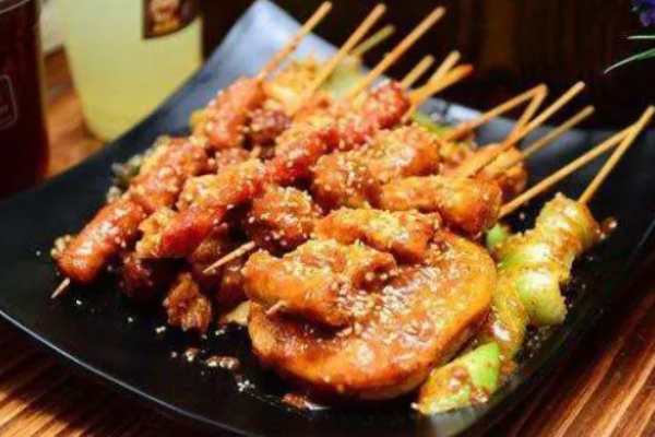 酸菜妹炸串熱線是多少?