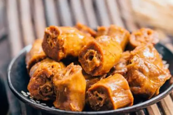 餓滴神現(xiàn)撈鴨脖費是多少?