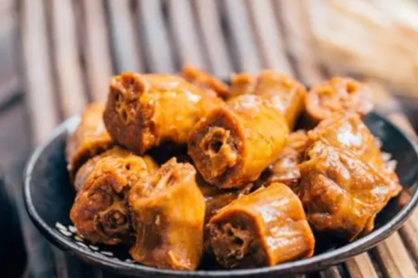 蜀府記現(xiàn)撈鴨脖店多少錢?