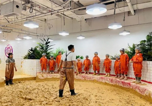 泥汰萌泥巴主題樂園