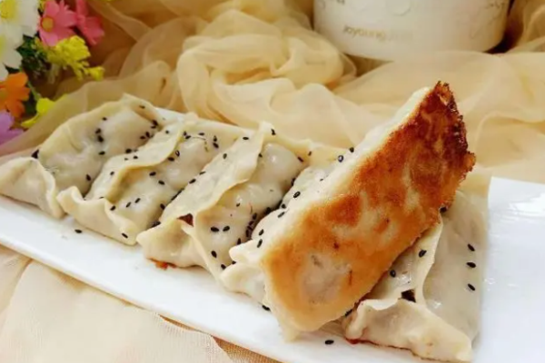 駱馬湖鍋貼費(fèi)多少錢?