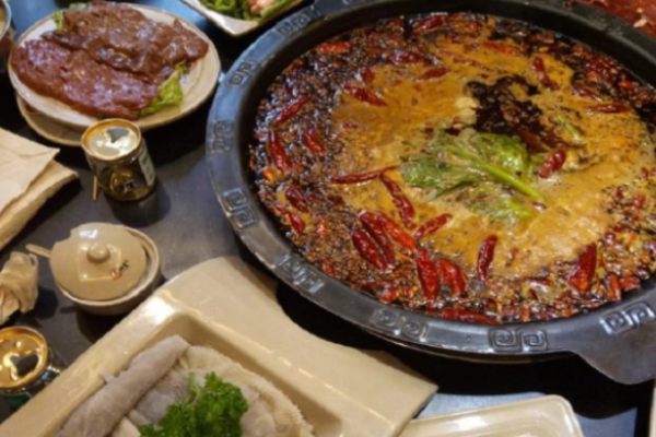 渝鍋堂老火鍋