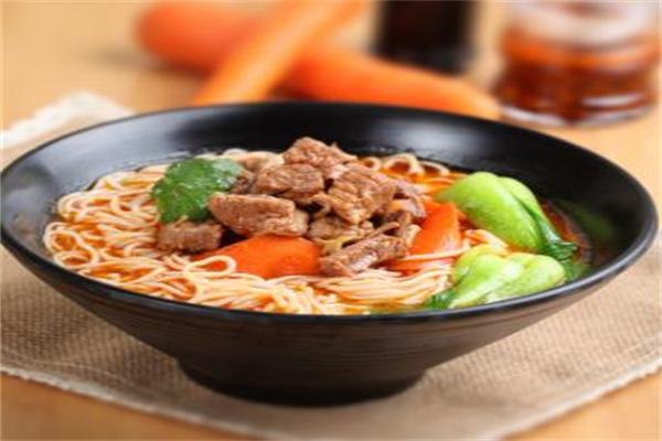 博斯塔納牛肉面