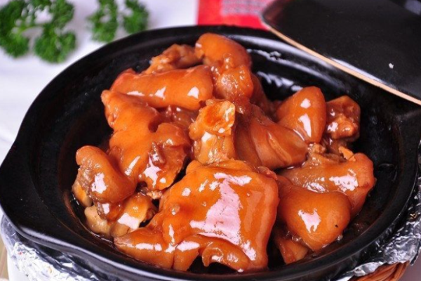 圓仔肉蟹煲加盟