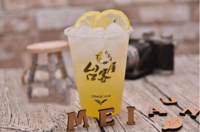 臺(tái)客屋熊貓奶茶加盟