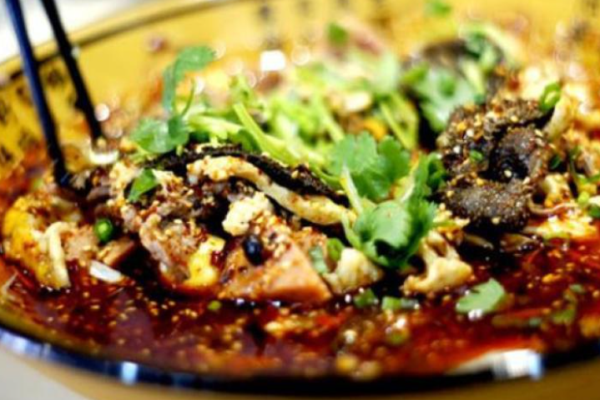 儂來(lái)辣冒菜加盟