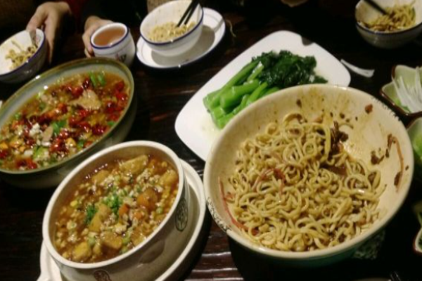 譚福鍋京味小館加盟
