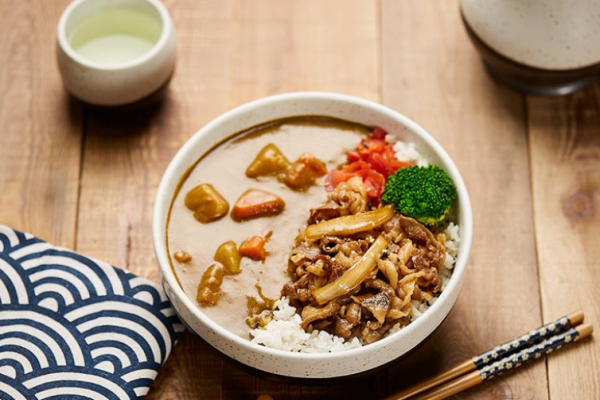 櫻食家日式簡(jiǎn)餐加盟