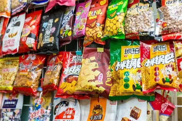 69元零食工廠店加盟