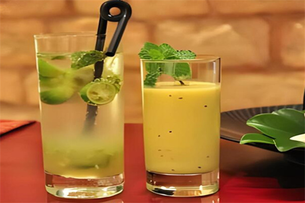 奇異鳥(niǎo)茶飲加盟