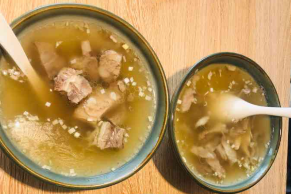 喜來心泉水燉肉加盟