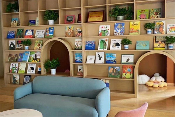 小海豚童書館加盟