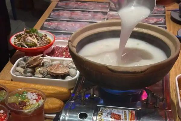 周小江現(xiàn)熬鮮粥加盟