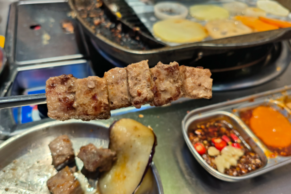 肉元祖韓式無(wú)限烤肉加盟