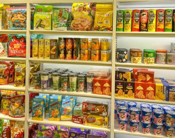 上海開上海零食加盟品牌店要多少錢？從選址到運(yùn)營的全成本解析