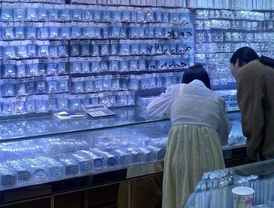 上海開一家銀飾品店要投資多少錢？投資成本分析