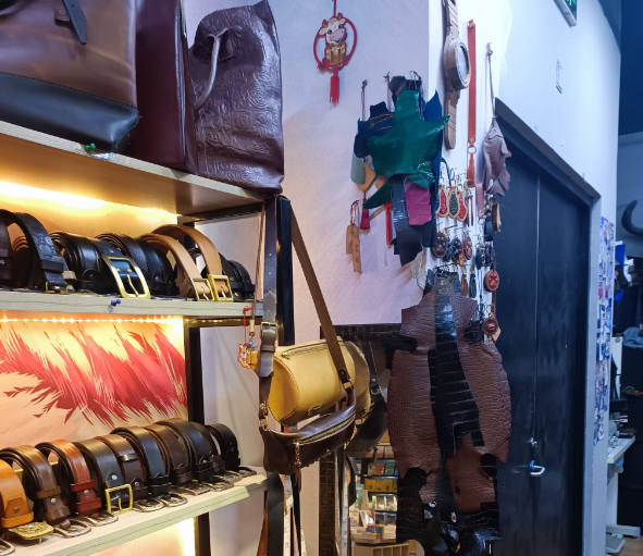 上海開皮具店要投資多少店呢？從選址到運營的全成本解析