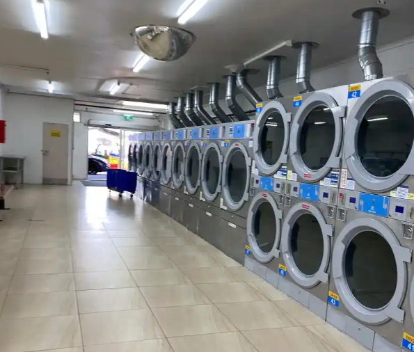 上海開一家洗衣店要多少錢投資？從選址到盈利的全流程解析