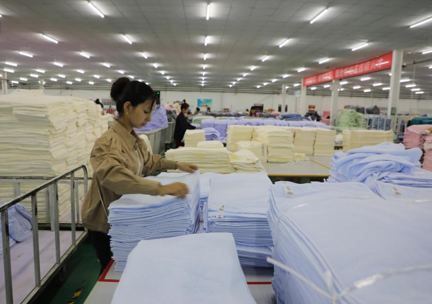 上海開毛巾廠要投資多少錢店鋪呢？從選址到運(yùn)營的成本密碼