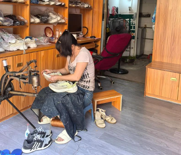 上海擦鞋店投資多少錢？上海擦鞋店投資全解析