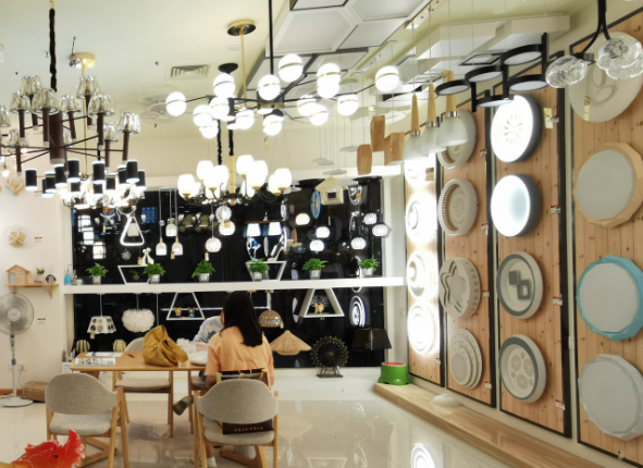 想開一個燈飾店需要投資多少錢？投資成本分析