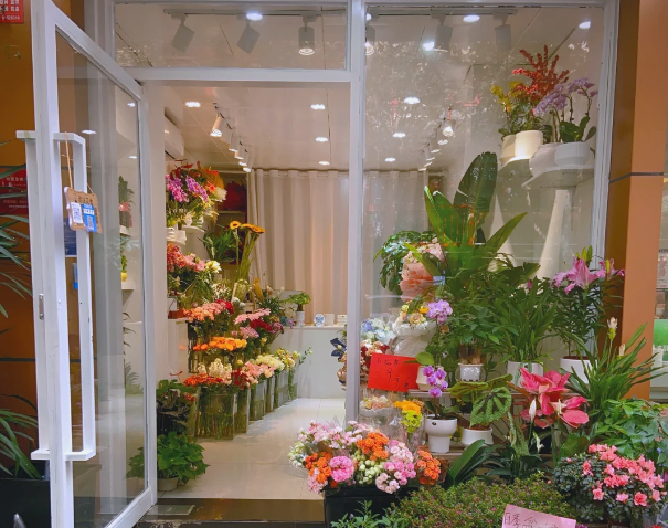 上海開花店一般要投資多少錢？全流程成本解析與實戰(zhàn)指南