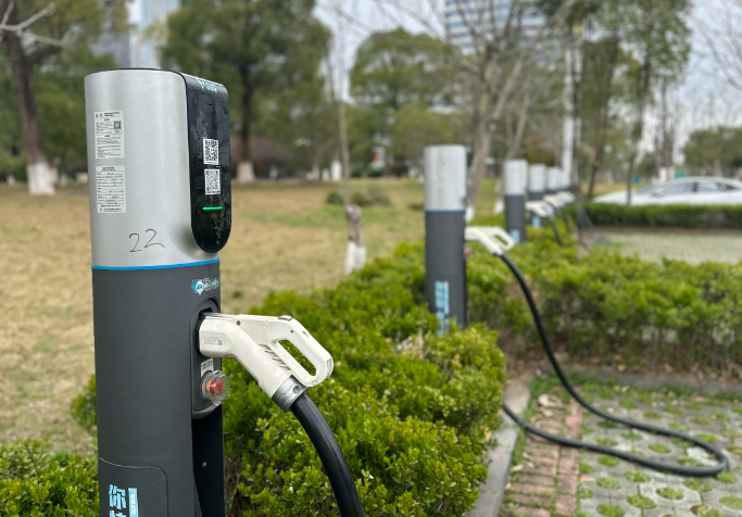 上海充電樁投資要多少錢？上海充電樁投資成本全解析